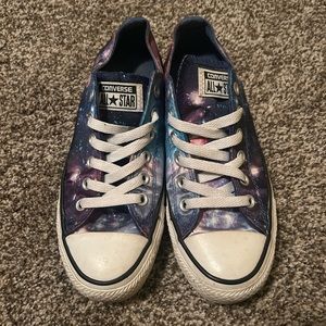 Converse Galaxy